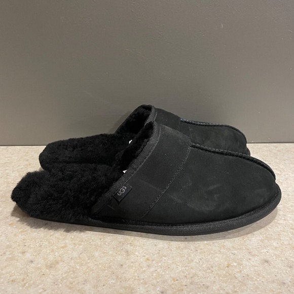 UGG Slipper Leisure Scuff Suede Shearling Lining Black Unisex / M8, W9 - Picture 8 of 9